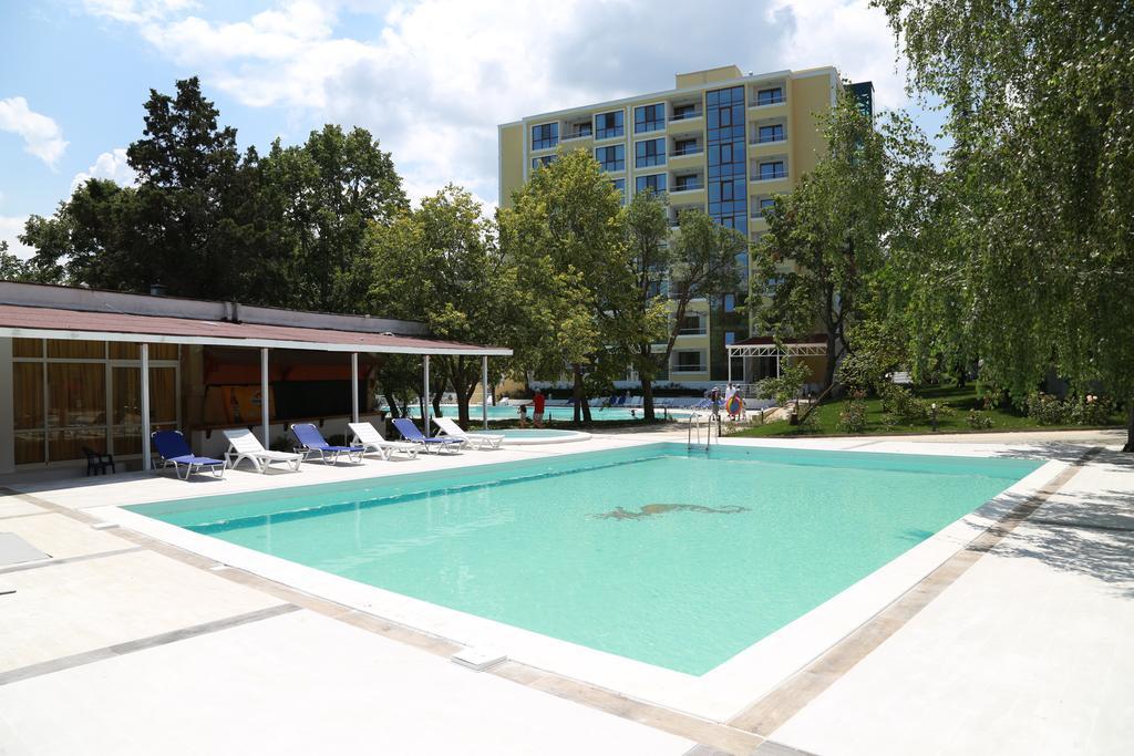 Perla Royal Hotel Primorsko Zewnętrze zdjęcie